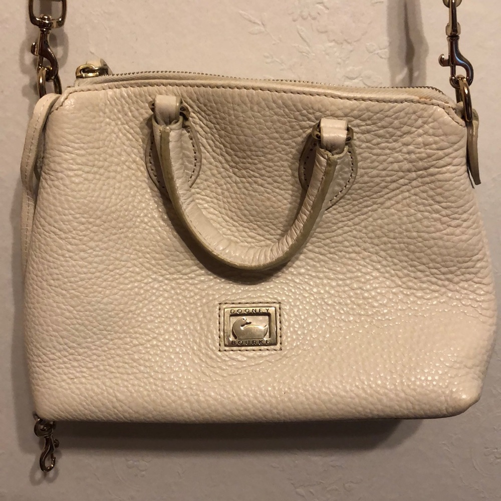 Dooney and Bourke purse